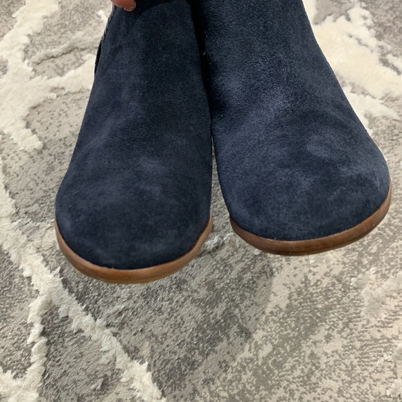 Jack Rogers Navy Blue Suede Booties size 9.5 - Picture 12 of 16
